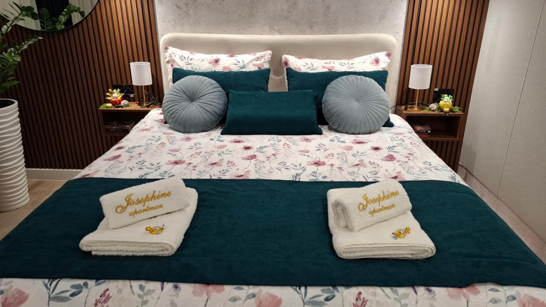 Josephine Apartment Суботица Екстериор снимка